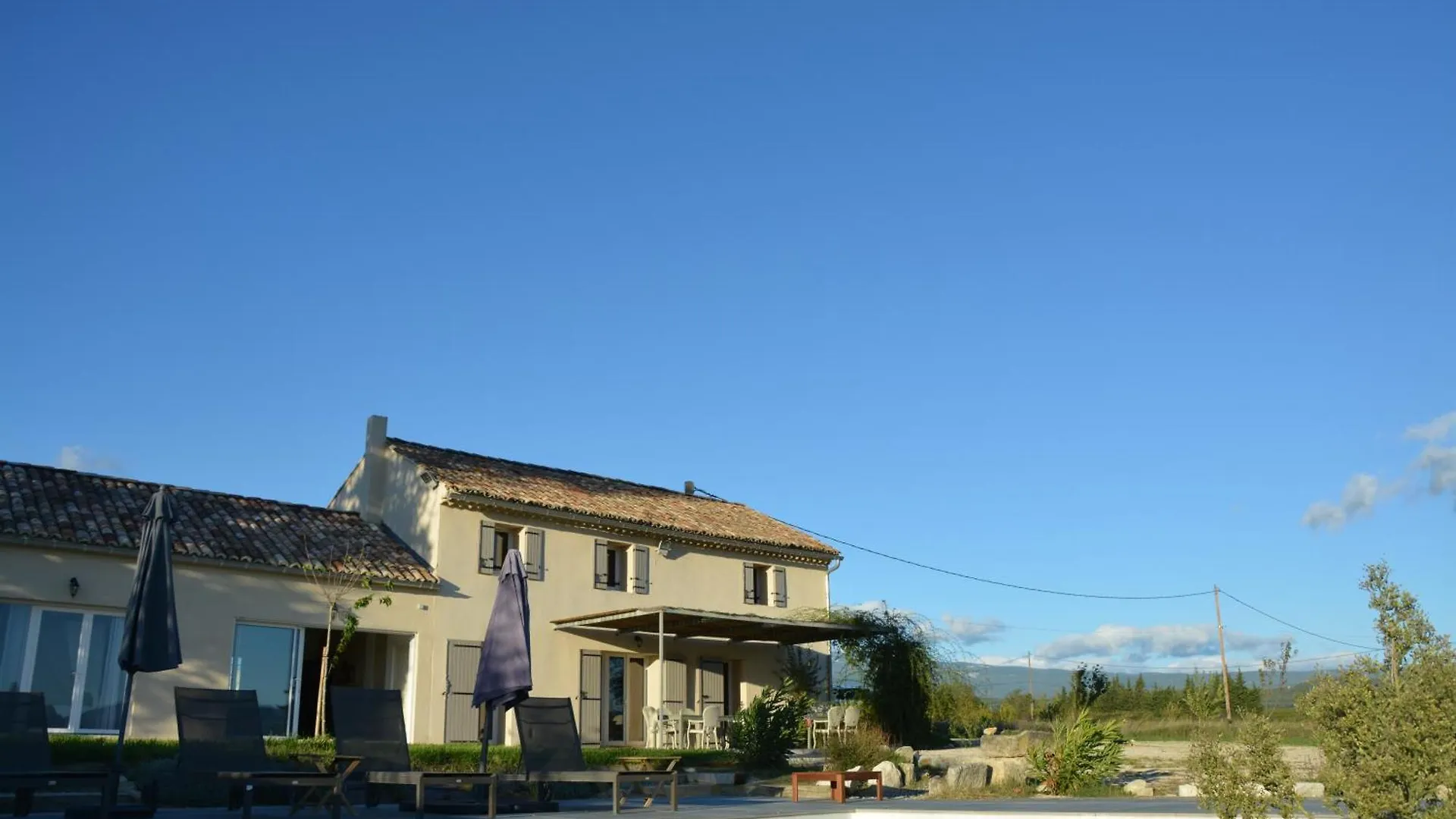 Domaine Du Piol - Luberon - Piscine Privee - Clim - Beach Volley Mazan 0*,